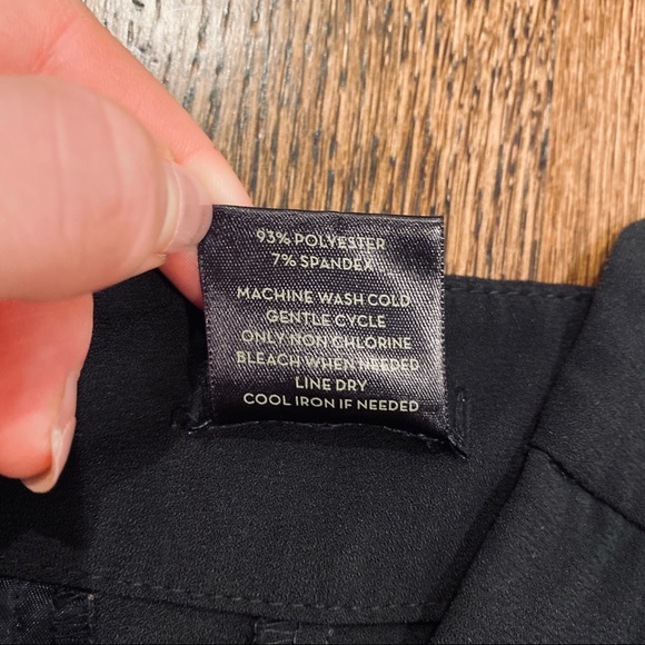 Ann Taylor Flowy Dress Shorts - Picture 3 of 4